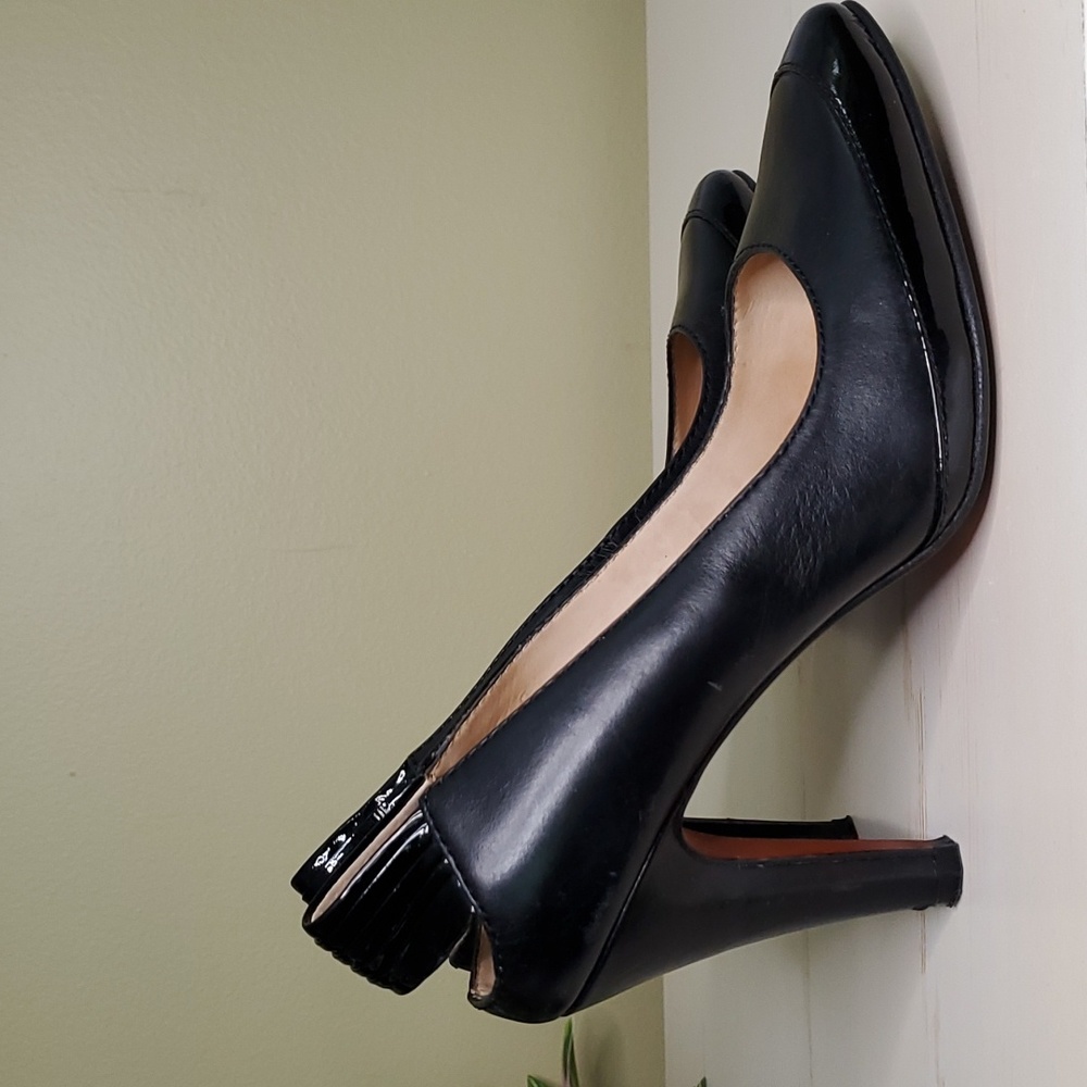 Modern Vintage | Black Leather Pumps Sz 36 1/2 - Picture 6 of 12